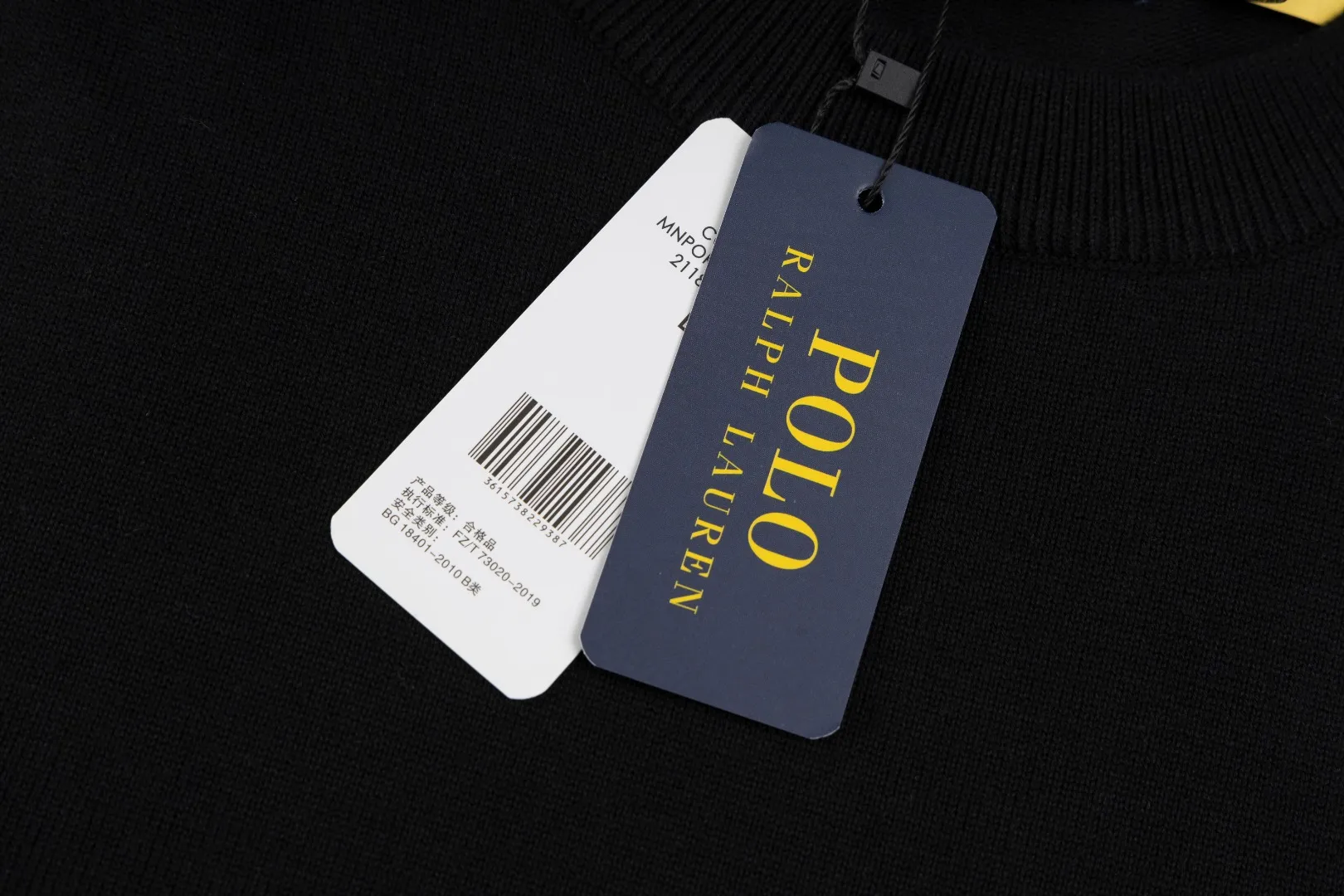 P206 #R80 Ralph Lauren Knitted Pony Embroidered Round Neck Pullover Sweater Official Website Synchronized Same Style for Men and Women Sizes: S-XL Color: White Blue Khaki Army Green Dark Gray Gray Navy Red Label Navy Blue White Label Black White Label Black Red Label Classic Cotton Yarn 100% White Cotton High Quality Goods Classic styles have always been popular! The workmanship details are very good! The simple round neck pullover sweater is always the standard, with classic brand embroidery on the chest! All major stars have the same style! Best for couples. High quality goods! Xinjiang cotton micro-elastic and smooth fabric has excellent quality. Pure cotton is soft and skin-friendly. Size: S M L
